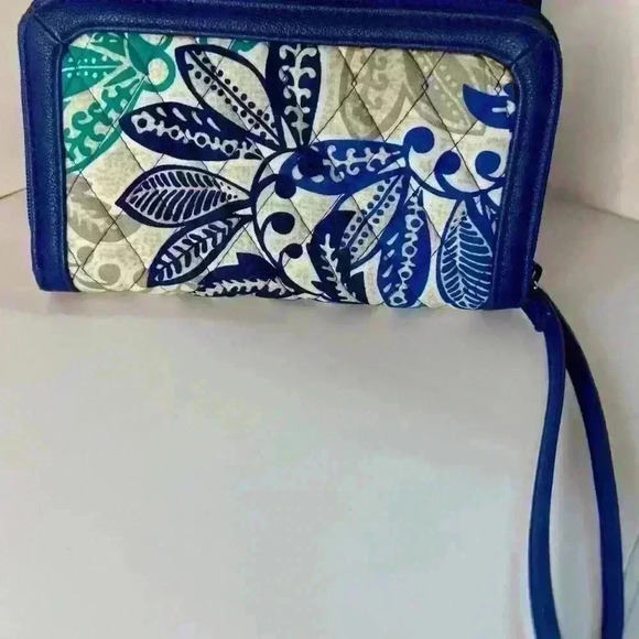 Vera Bradley Ultimate Wristlet in Santiago Blue - Picture 2 of 4